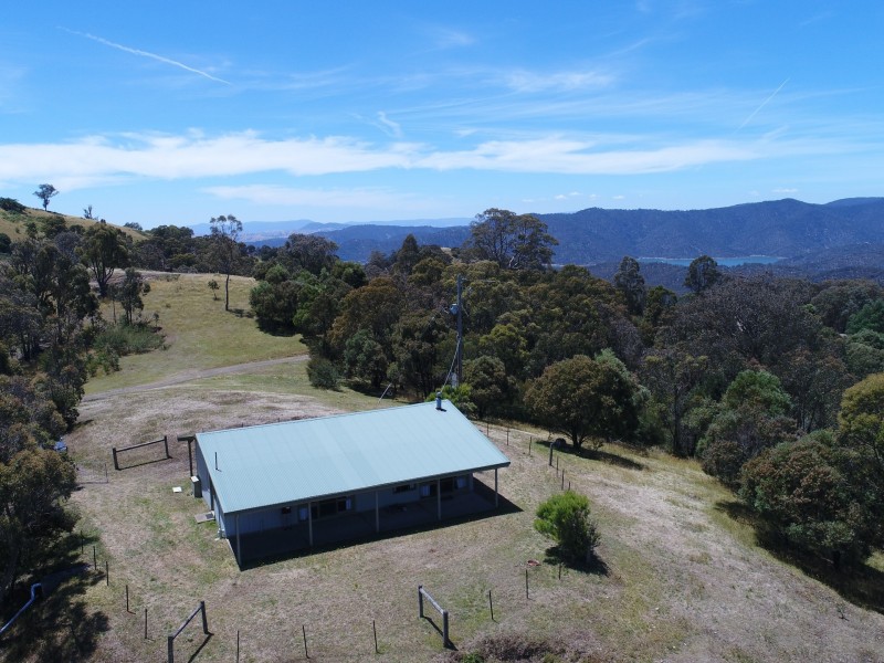 709 Skyline Rd, Alexandra VIC 3714