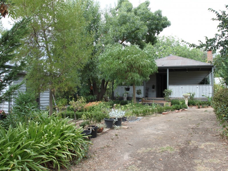 21 Downey St, Alexandra VIC 3714