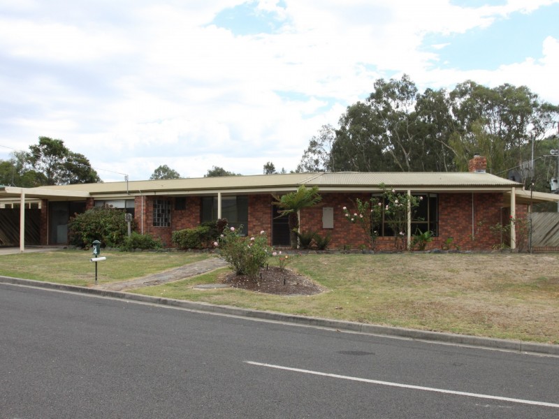 14 Savage Court, Eildon VIC 3713