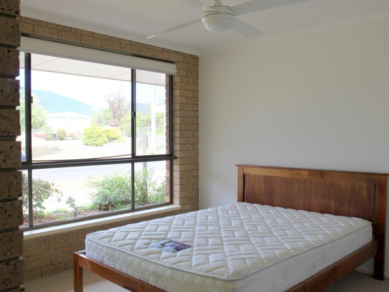 14 Savage Court, Eildon VIC 3713
