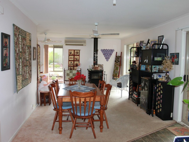 10 Oswald Drive, Alexandra VIC 3714