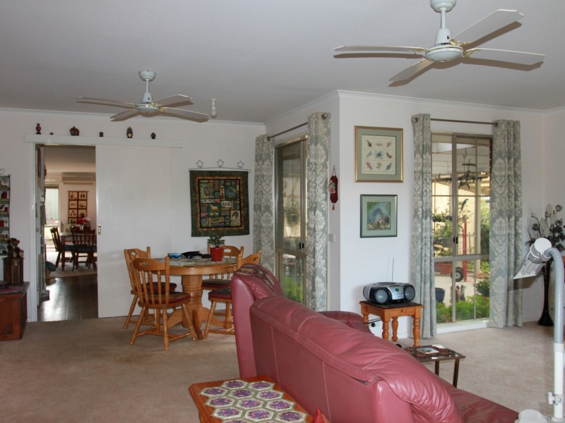10 Oswald Drive, Alexandra VIC 3714