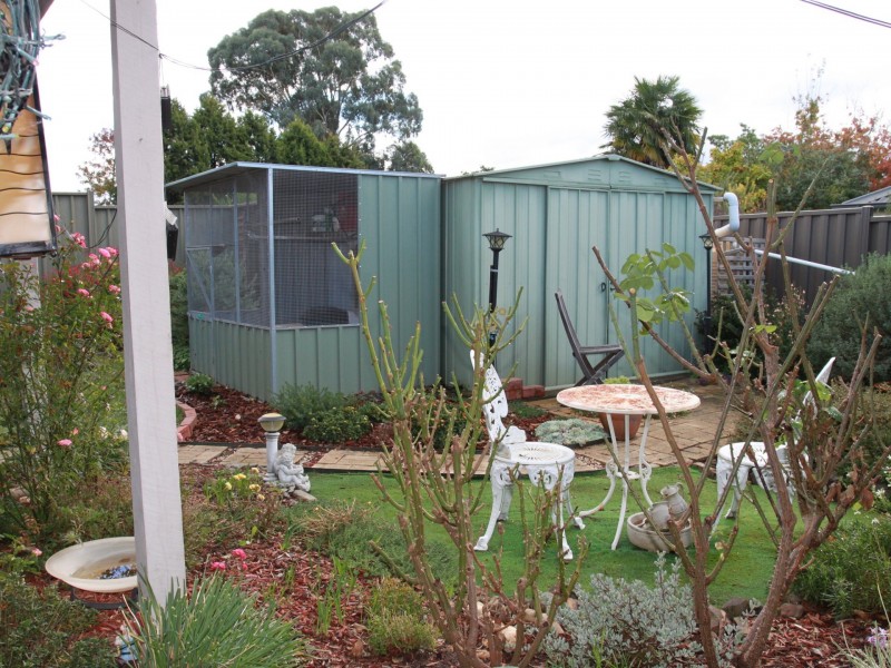 10 Oswald Drive, Alexandra VIC 3714