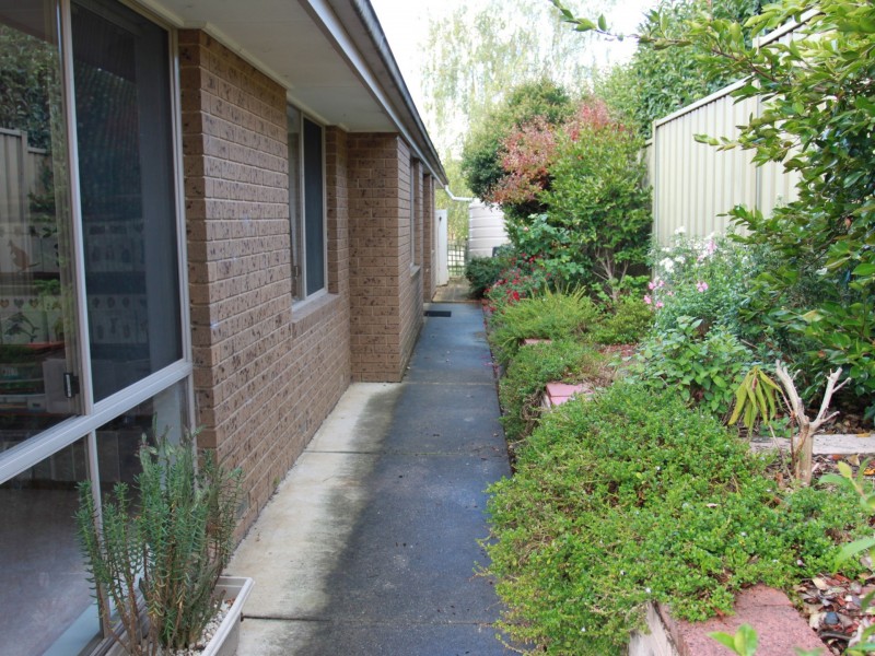 10 Oswald Drive, Alexandra VIC 3714