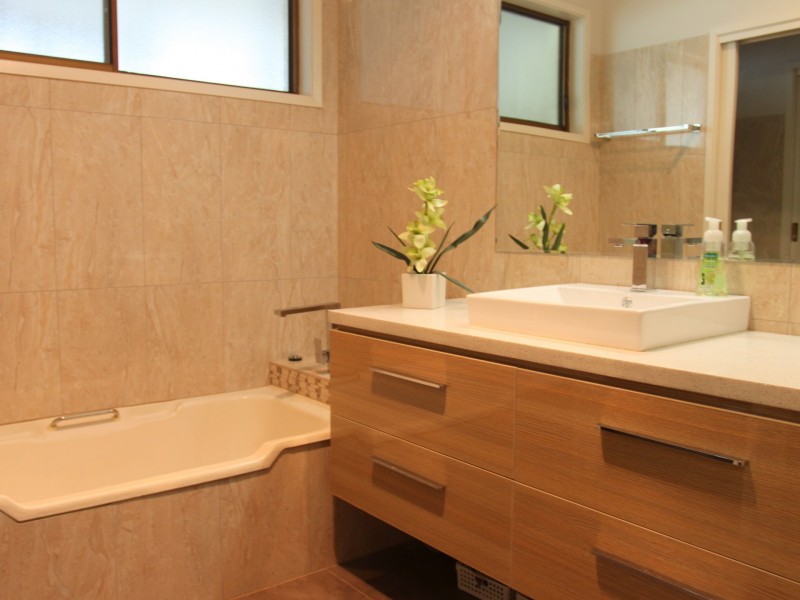 28 Bayley St, Alexandra VIC 3714