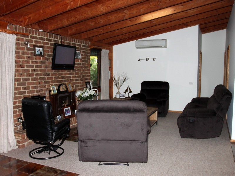 39 Rose St, Alexandra VIC 3714