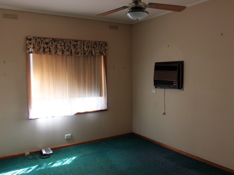 13 Rose St, Alexandra VIC 3714