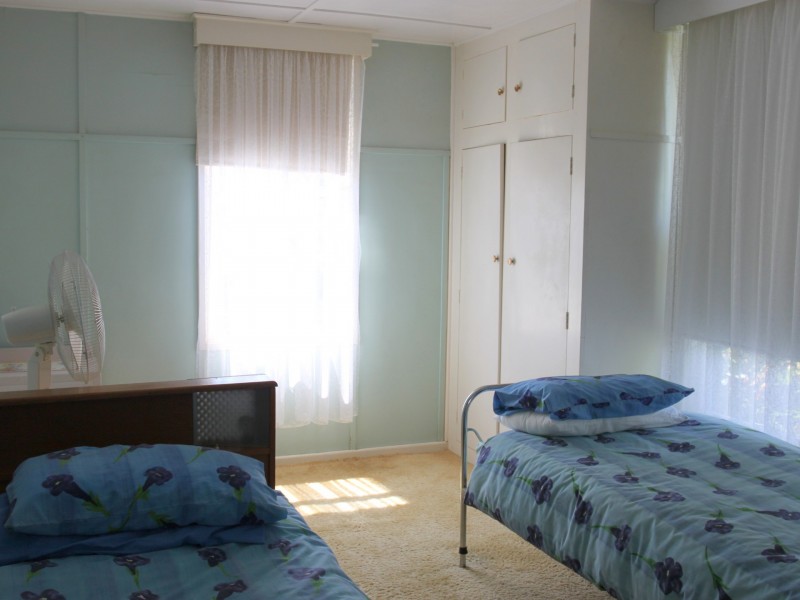 16 Seventh St, Eildon VIC 3713