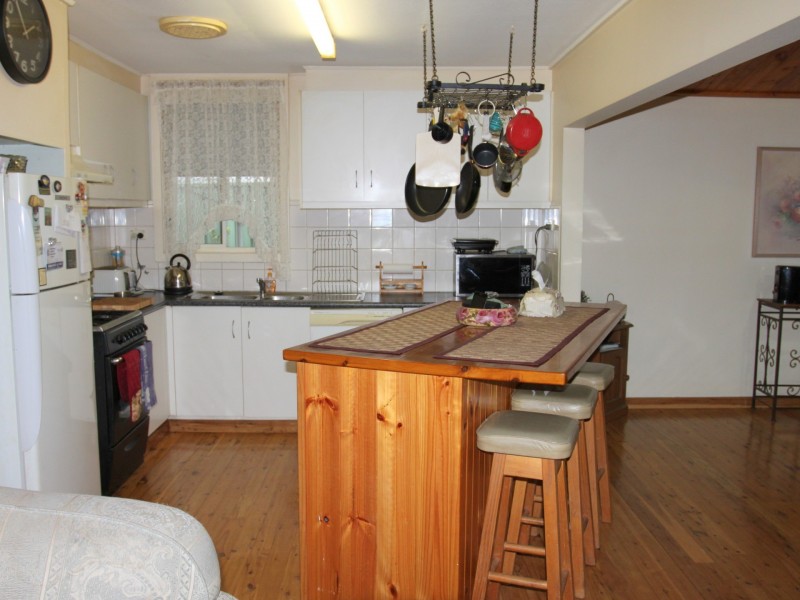 22 Fourth Street, Eildon VIC 3713