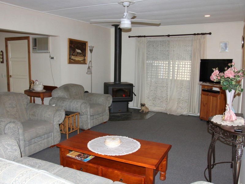 22 Fourth Street, Eildon VIC 3713