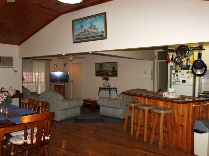 22 Fourth Street, Eildon VIC 3713