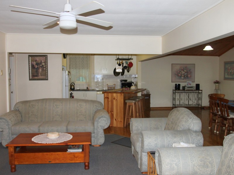 22 Fourth Street, Eildon VIC 3713