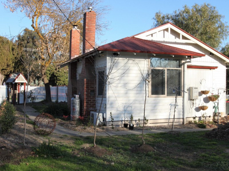 32 Grant Street, Alexandra VIC 3714