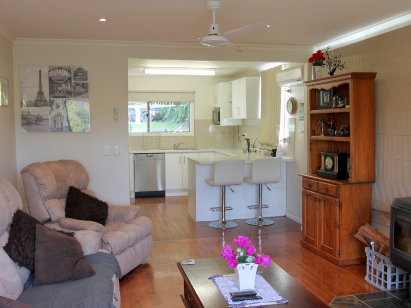 35 Fifth Street, Eildon VIC 3713