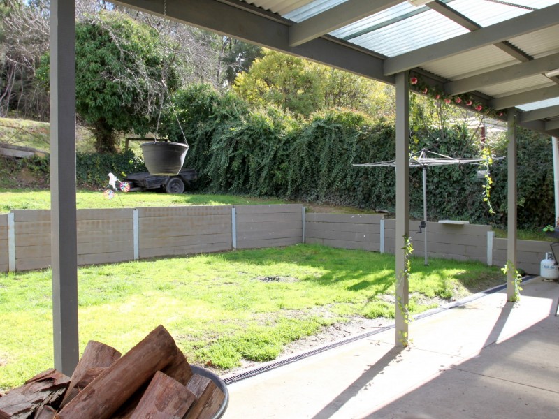 35 Fifth Street, Eildon VIC 3713