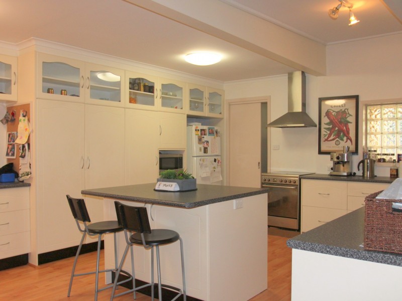 16 Villeneuve Street, Alexandra VIC 3714