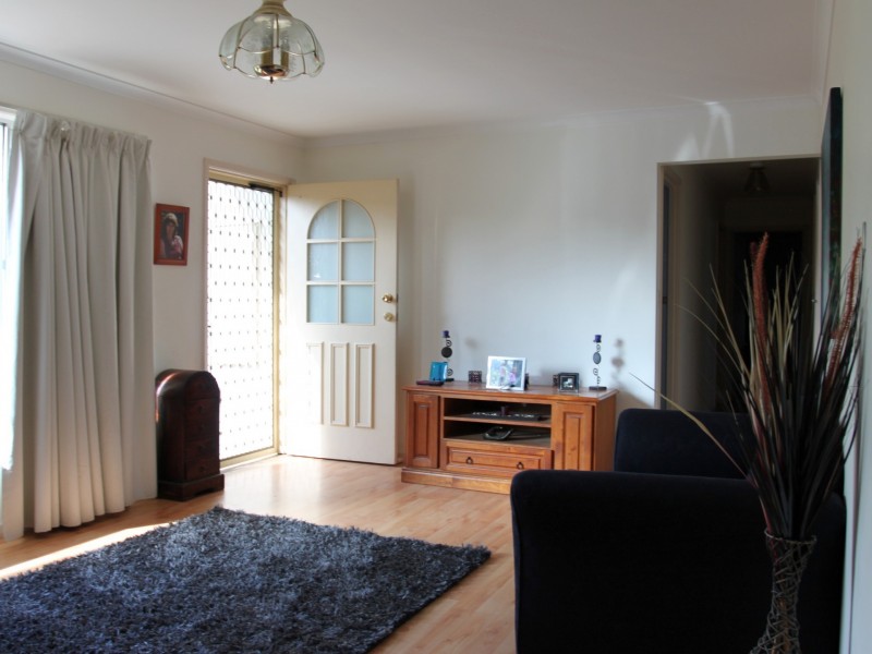 16 Villeneuve Street, Alexandra VIC 3714