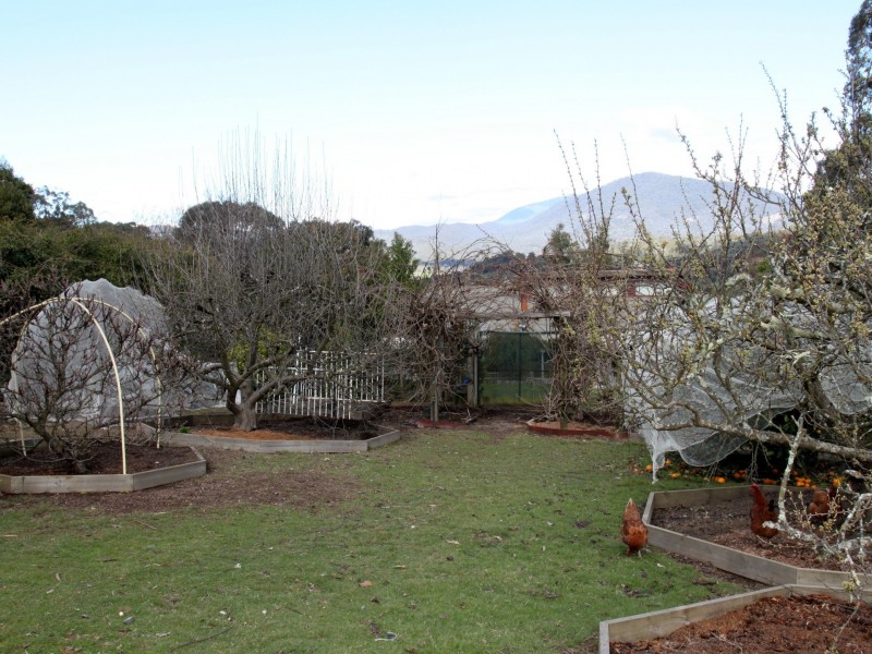 27 Shannon Court, Eildon VIC 3713