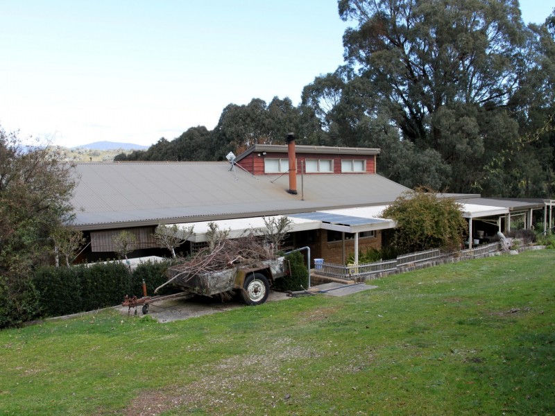 27 Shannon Court, Eildon VIC 3713