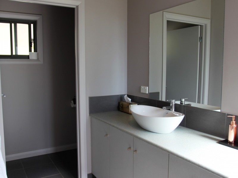 5 Redgate Place, Alexandra VIC 3714