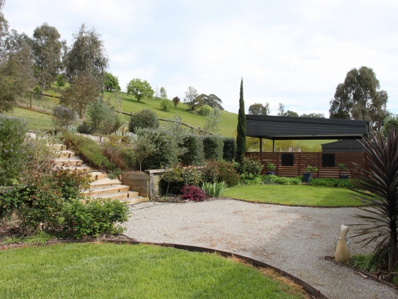 5 Redgate Place, Alexandra VIC 3714