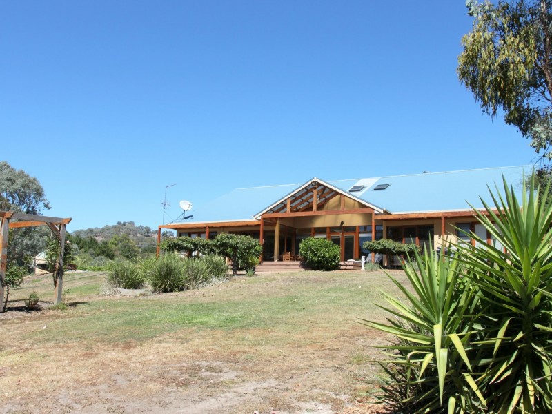 71 McIntyre Lane, Alexandra VIC 3714