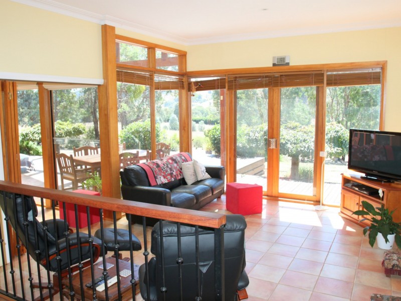 71 McIntyre Lane, Alexandra VIC 3714