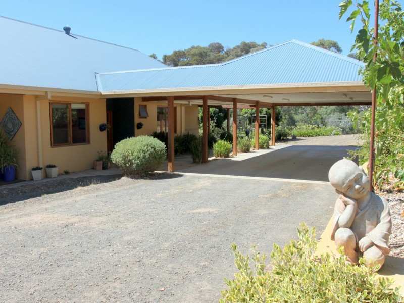 71 McIntyre Lane, Alexandra VIC 3714