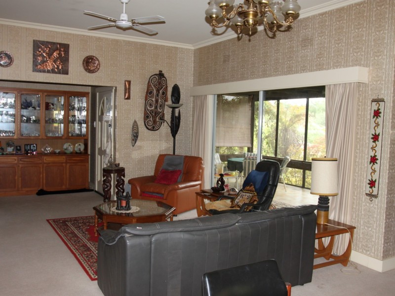 1 Villeneuve St, Alexandra VIC 3714