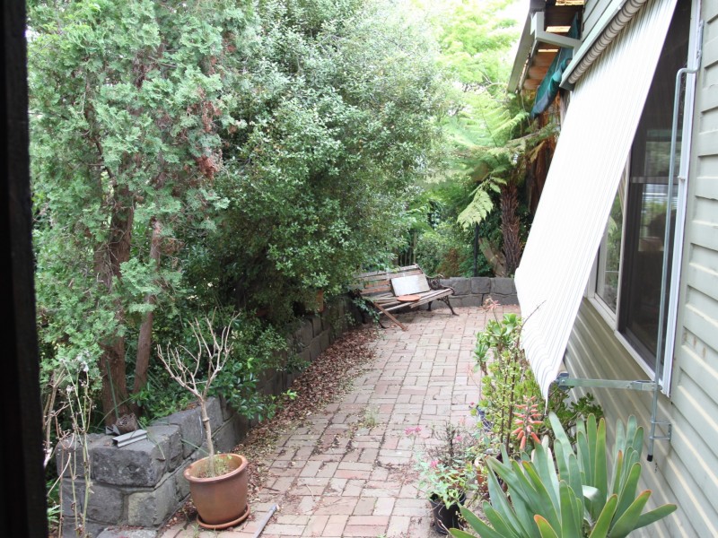 1 Villeneuve St, Alexandra VIC 3714