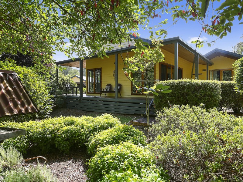 1 Mareeba Avenue, Buxton VIC 3711