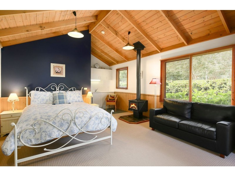 1 Mareeba Avenue, Buxton VIC 3711