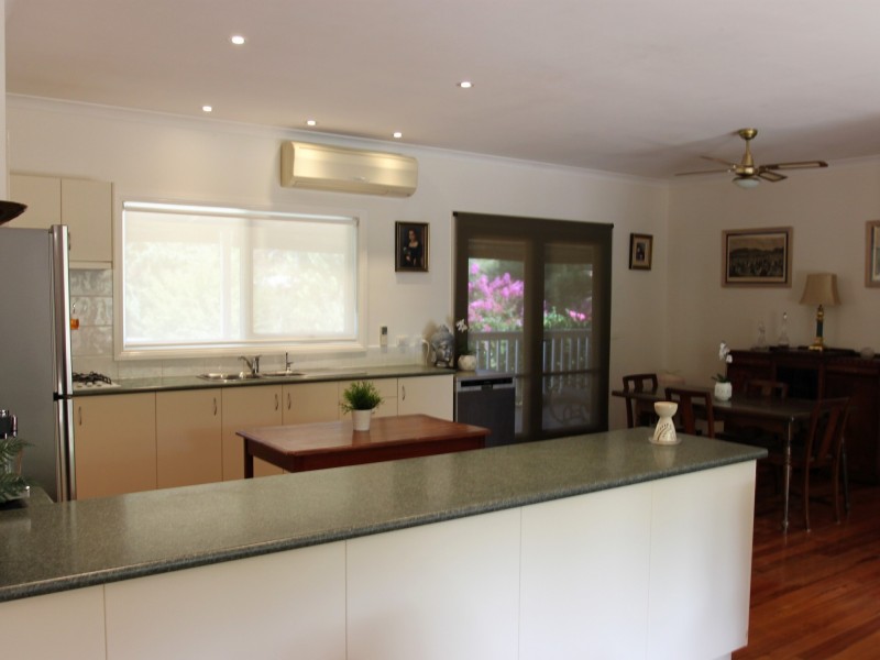 27 Mareeba Avenue, Buxton VIC 3711