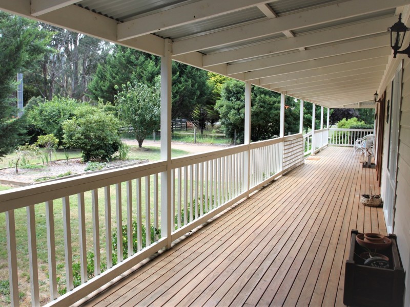 27 Mareeba Avenue, Buxton VIC 3711