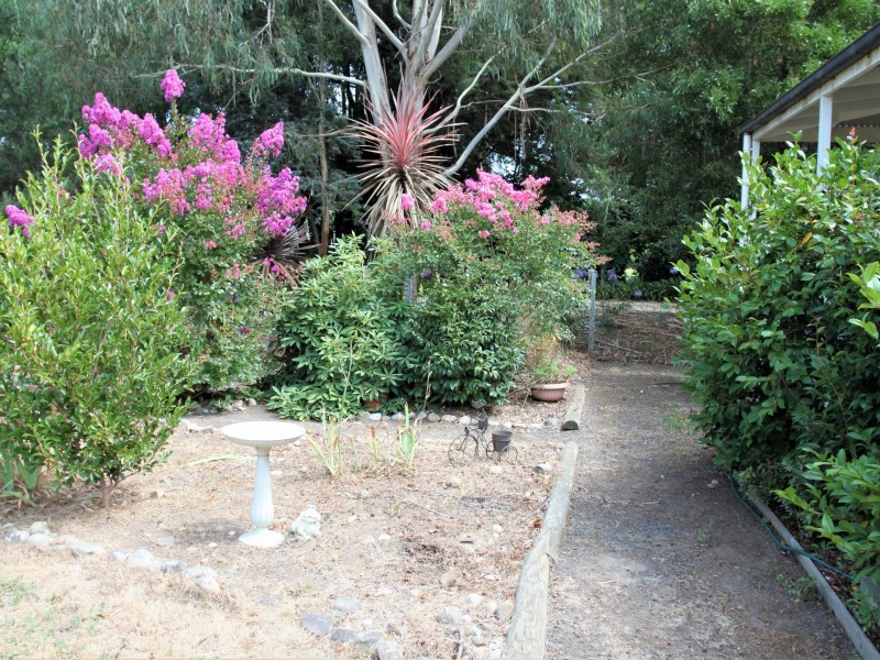 27 Mareeba Avenue, Buxton VIC 3711