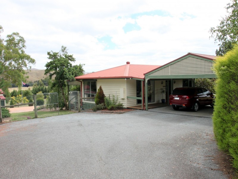 6 Jones Close, Alexandra VIC 3714