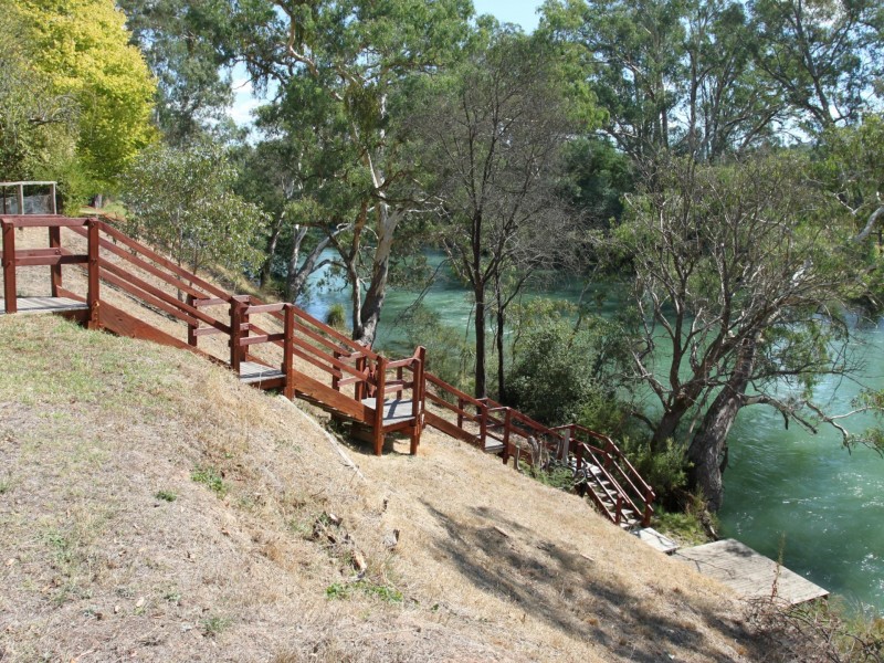 366 Goulburn Valley Highway, Eildon VIC 3713
