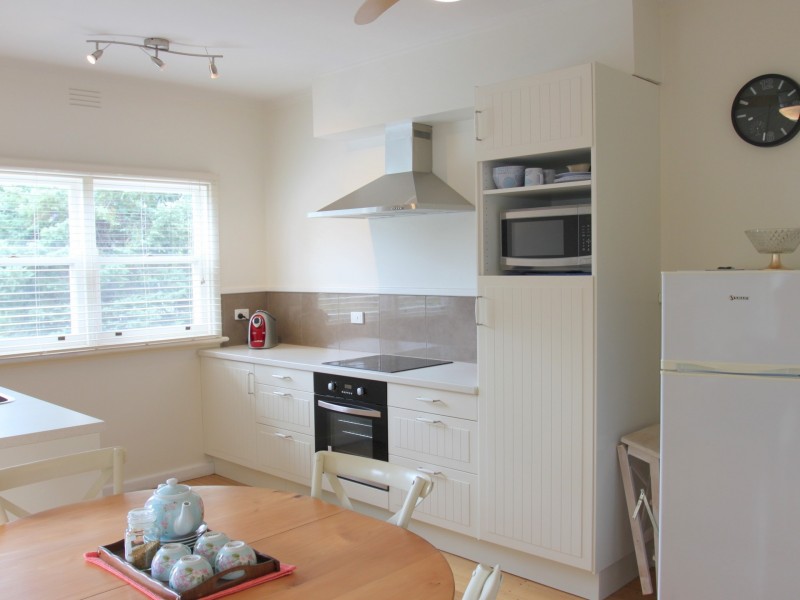 8 High Street, Eildon VIC 3713