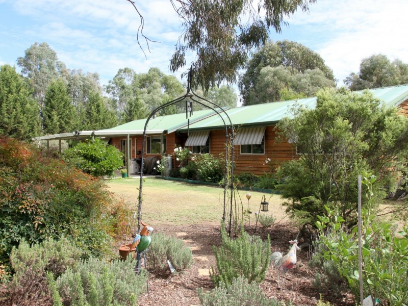 20 Weeks Court, Alexandra VIC 3714