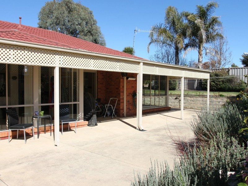 4 Wattleview Court, Alexandra VIC 3714