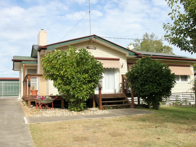 21 The Boulevard, Eildon VIC 3713