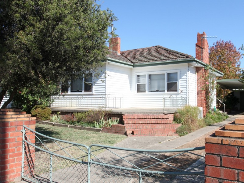 30 Bayley St, Alexandra VIC 3714