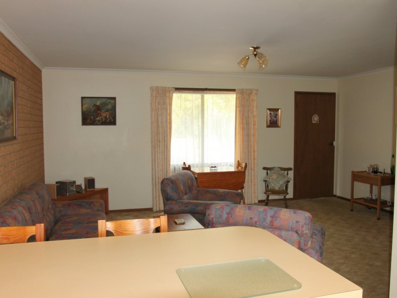 2/62 Coster St, Alexandra VIC 3714