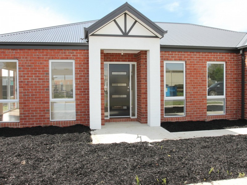 33 Johnston Street, Alexandra VIC 3714