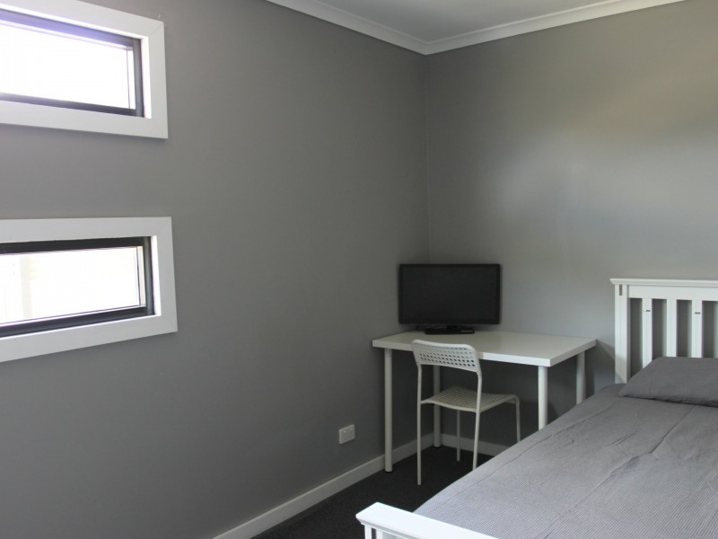 6 Centre Avenue, Eildon VIC 3713
