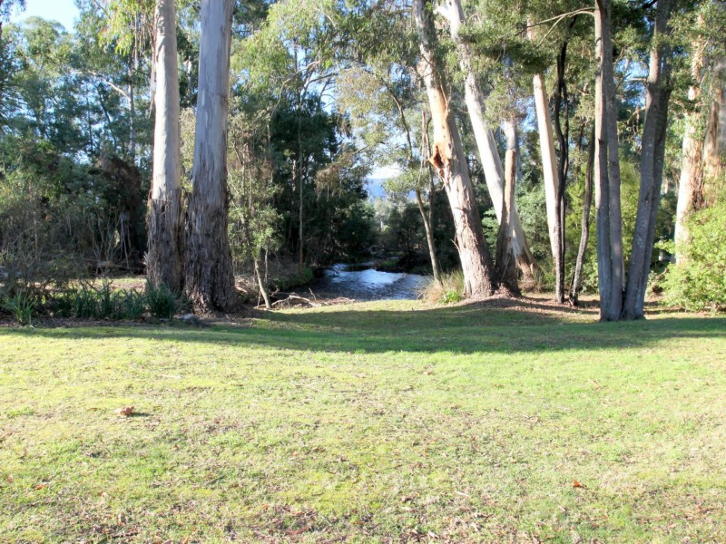 2 Ballina Crt, Buxton VIC 3711