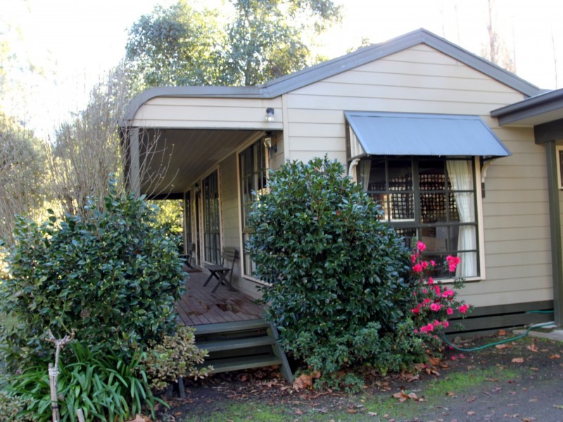 2 Ballina Crt, Buxton VIC 3711