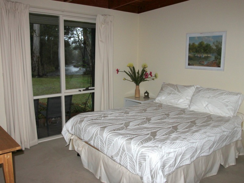 2 Ballina Crt, Buxton VIC 3711