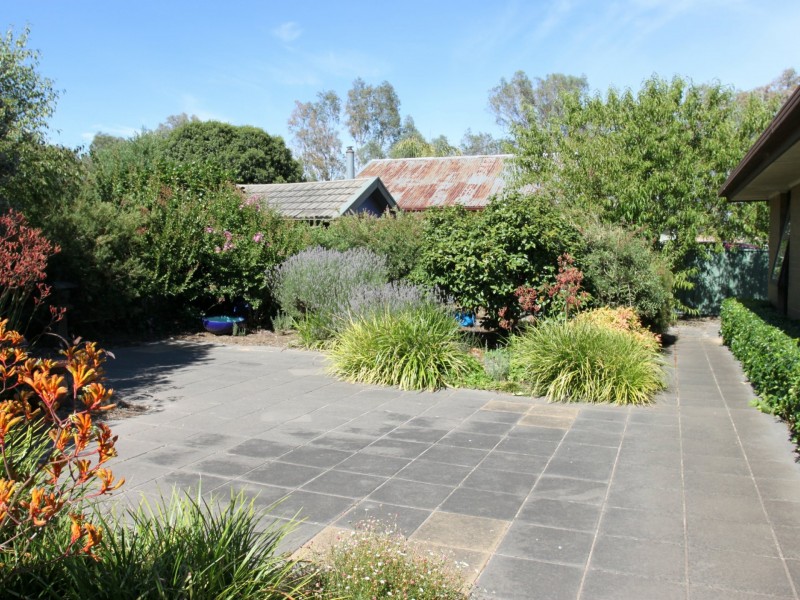 72 Cooper Street, Alexandra VIC 3714