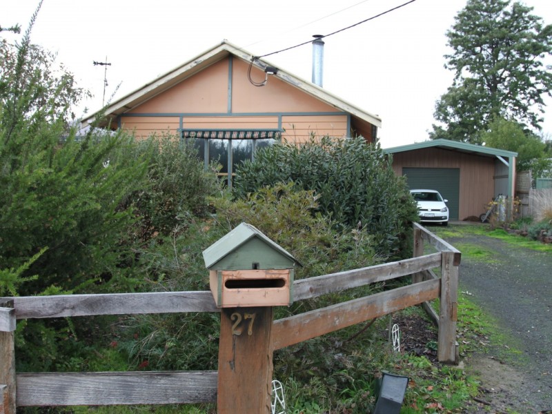 27 Coster Street, Alexandra VIC 3714